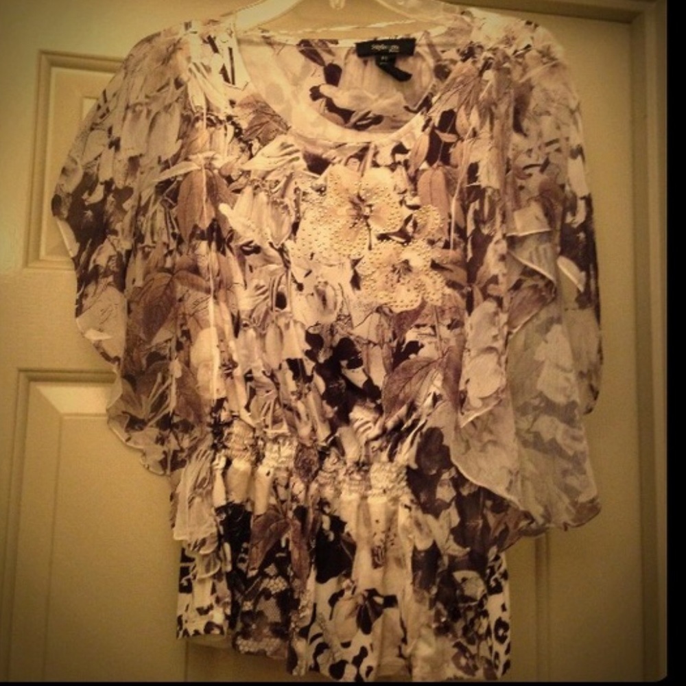 Style & Co Flutter Sleeve Top
